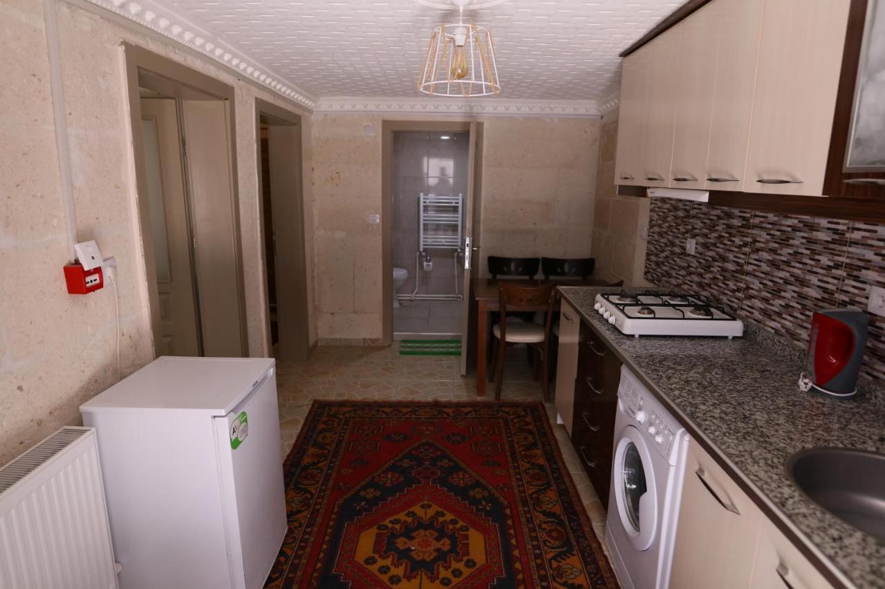 Epoch Stone House 2*