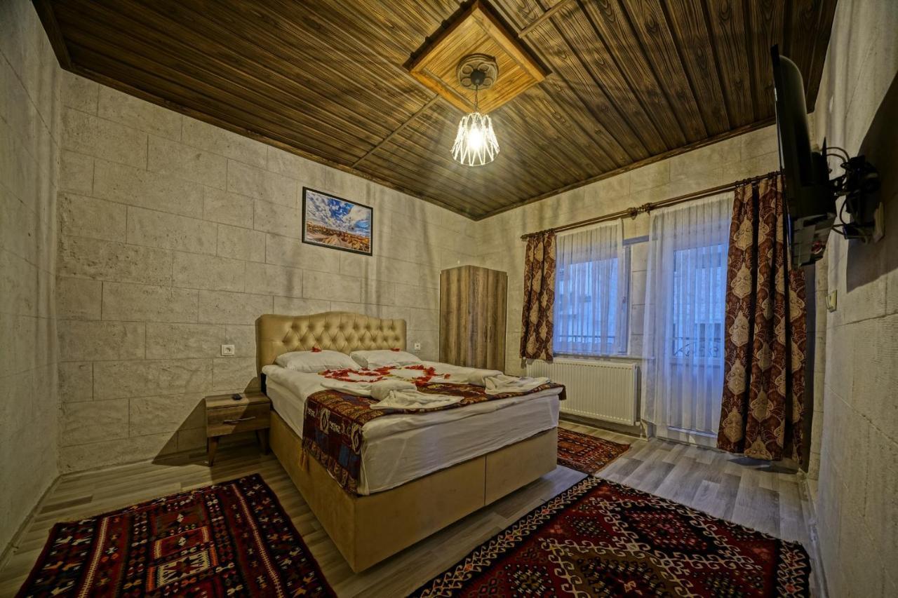 Epoch Stone House Гореме