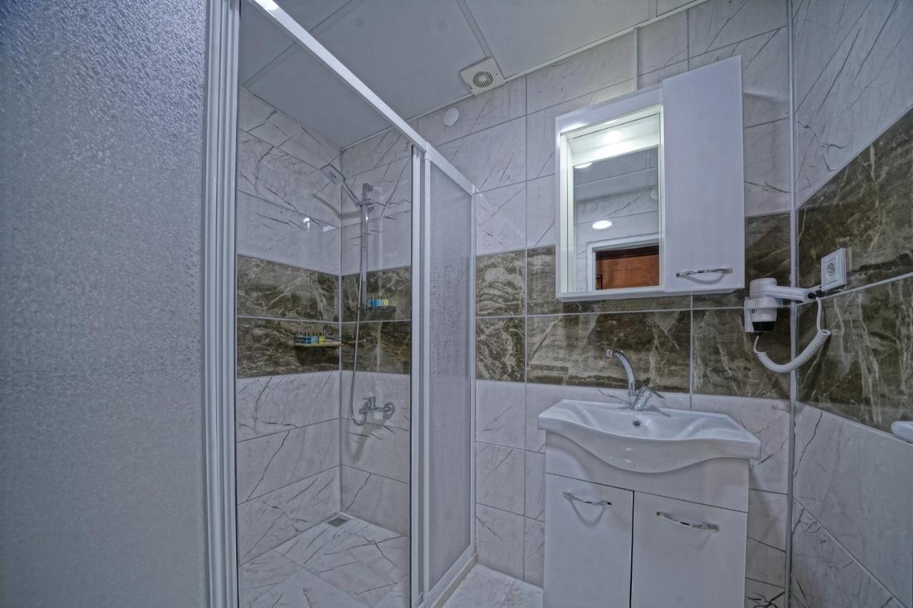 Epoch Stone House Отель 2*